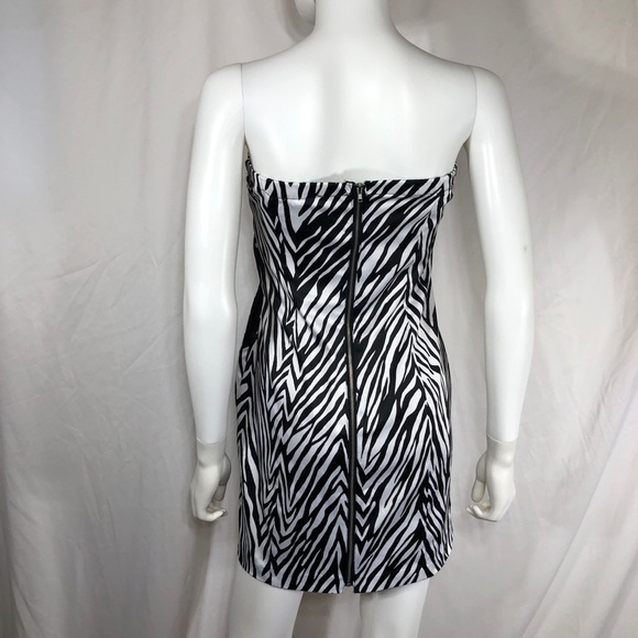Wishes Zebra Print Strapless Body Con - Picture 3 of 8